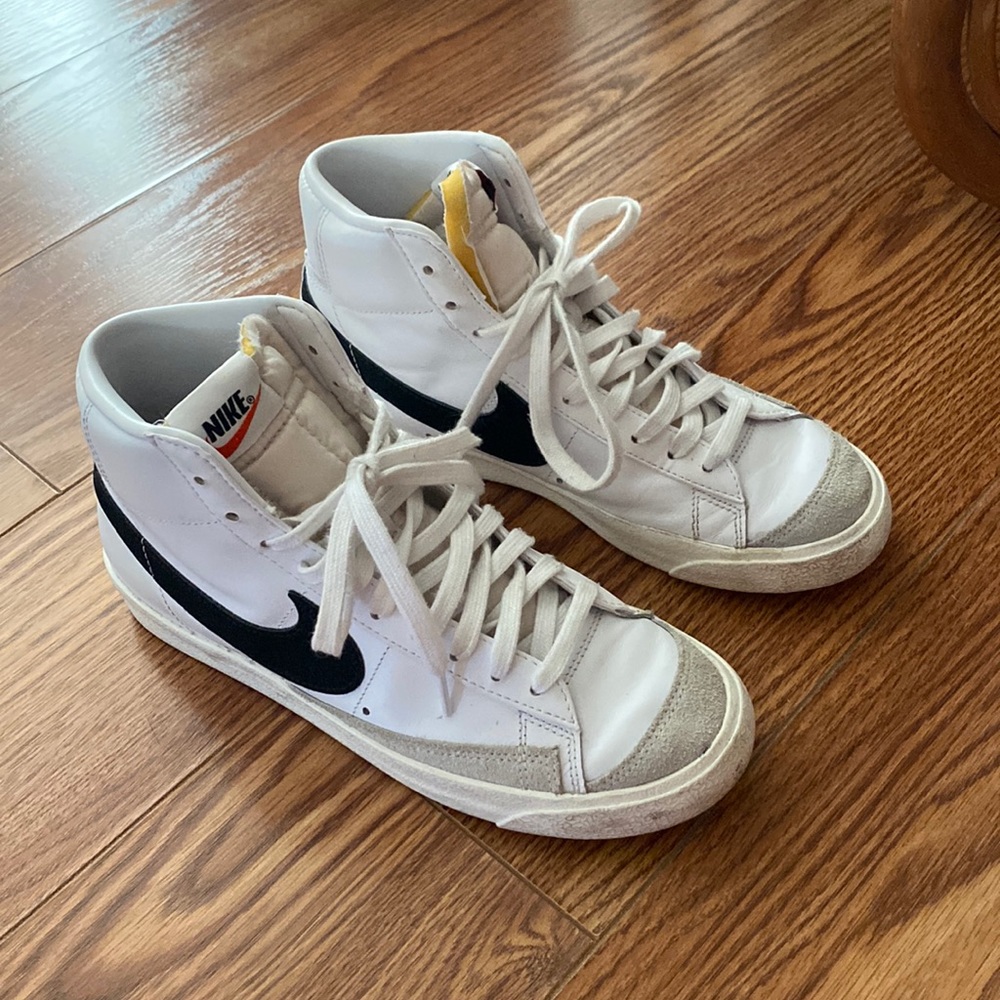 Hightop Nike blazers!